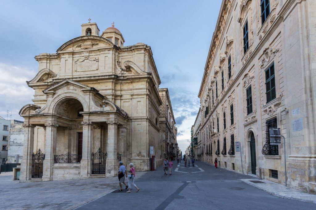 how-many-churches-in-valletta-fittex